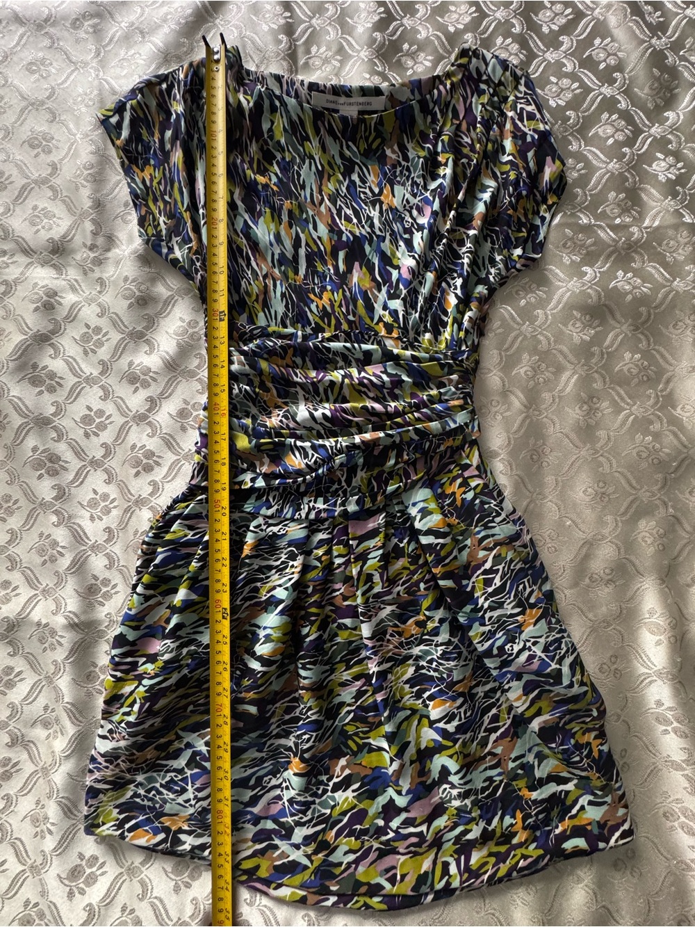 Diane Von Furstenberg Fraley Silk Ruched Abstract Print Dress Size 2 - Picture 9 of 9